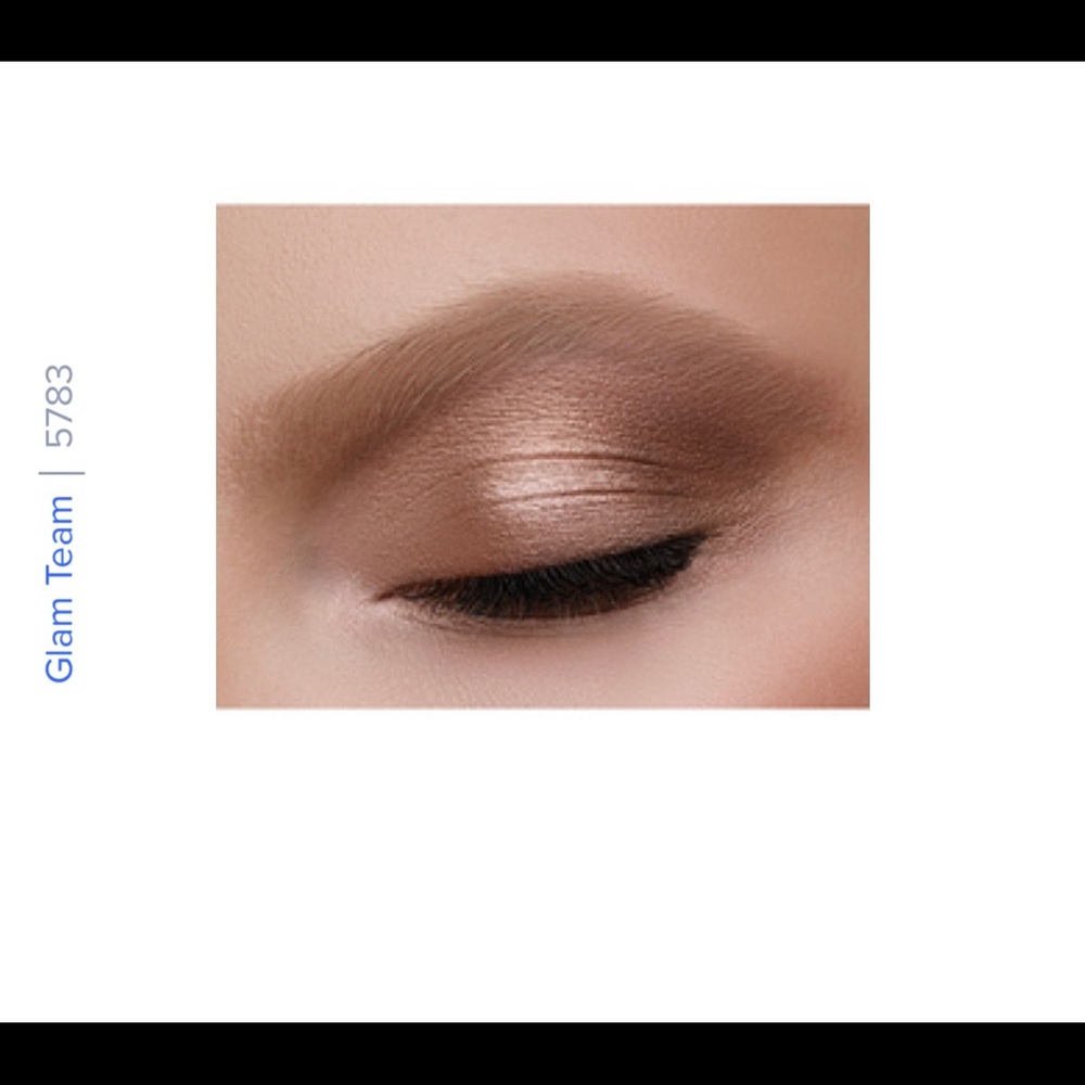 Dazed Diamond Liquid Eye Shadow Glam Team